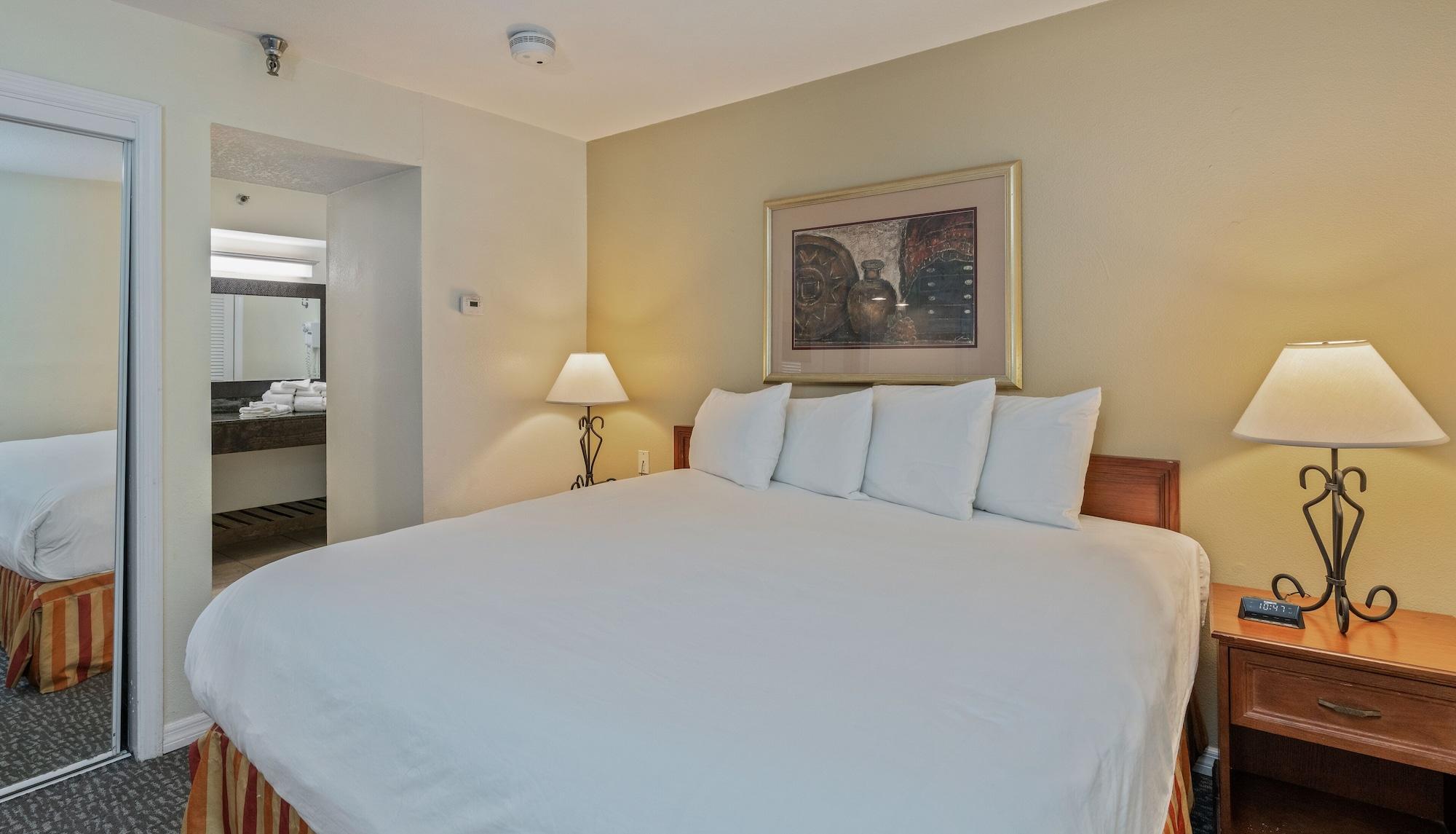 Chase Suite Hotel Rocky Point Tampa Exterior photo