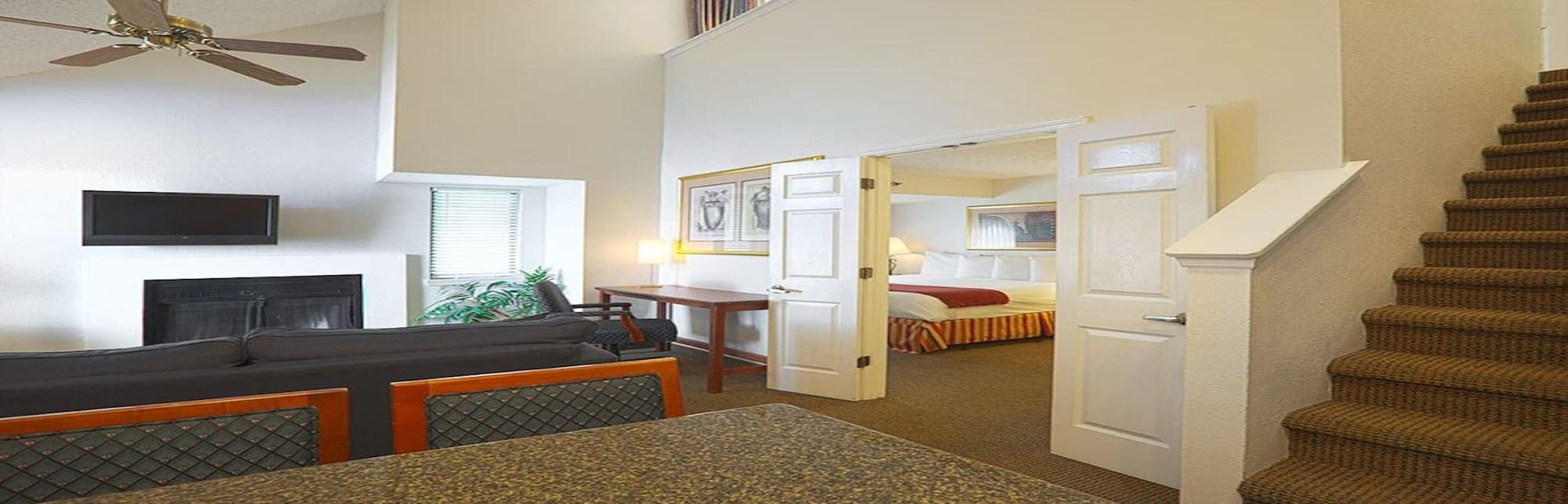 Chase Suite Hotel Rocky Point Tampa Exterior photo