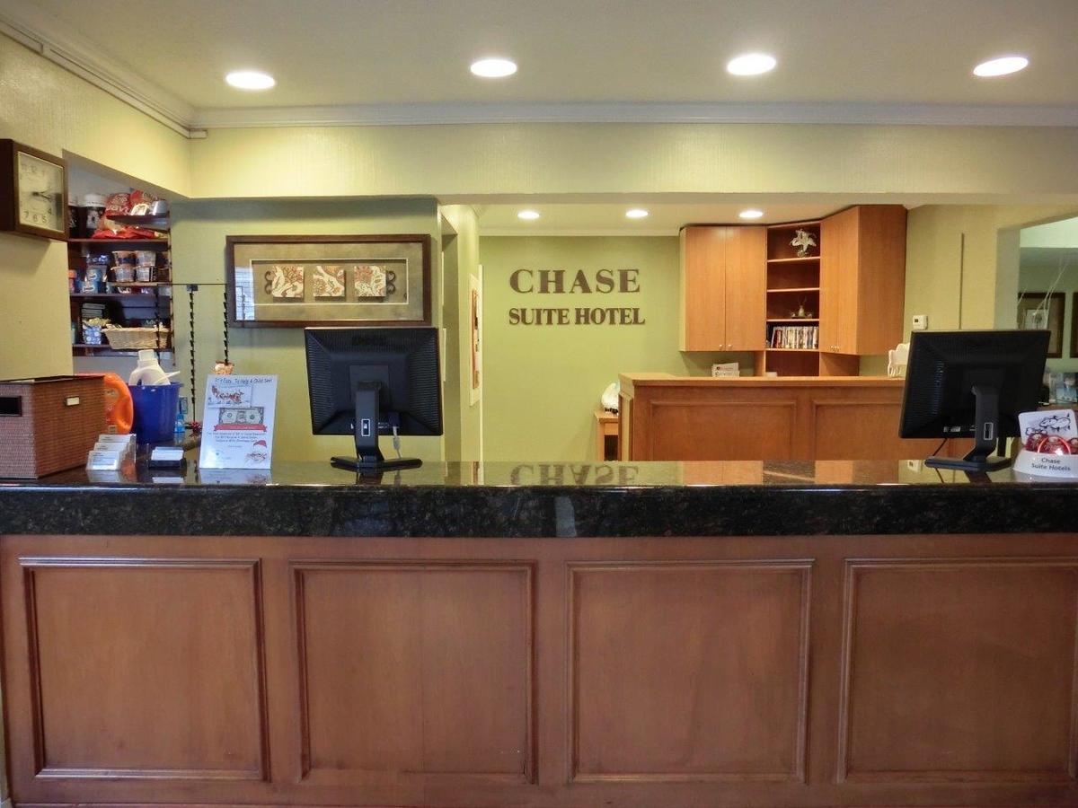 Chase Suite Hotel Rocky Point Tampa Exterior photo