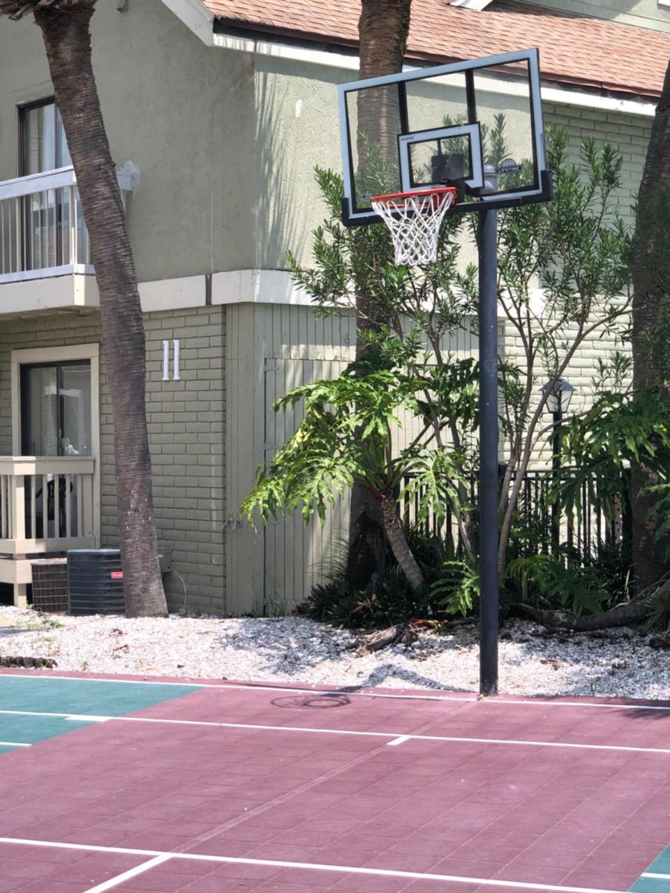 Chase Suite Hotel Rocky Point Tampa Exterior photo