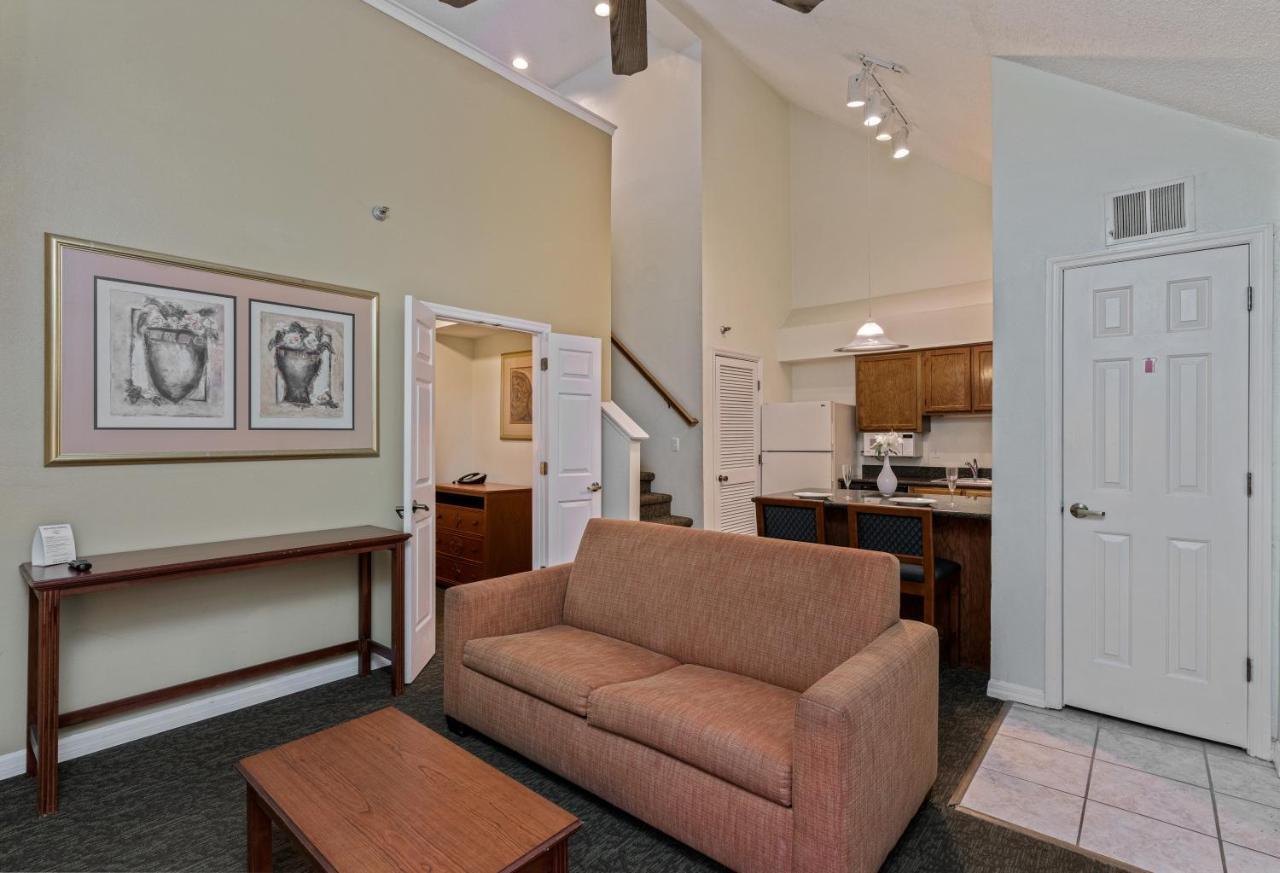 Chase Suite Hotel Rocky Point Tampa Exterior photo