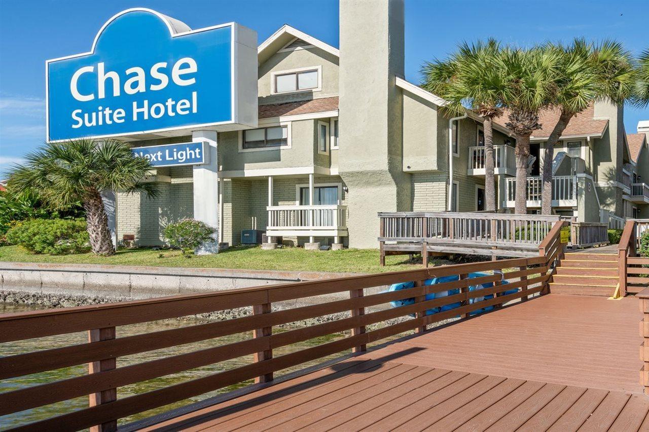 Chase Suite Hotel Rocky Point Tampa Exterior photo
